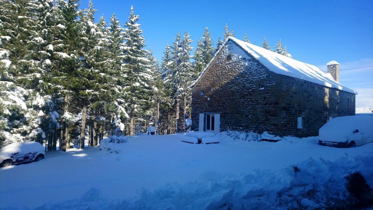 Bed and Breakfast La Ferme Du Crie Chaudeyrolles Zewnętrze zdjęcie